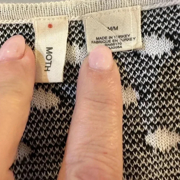 Moth White with Black Dots Sweater with Front Flap Pockets Size Medium - Picture 5 of 5